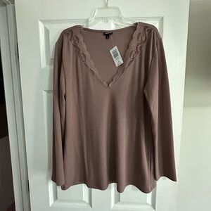 Torrid Lace V-Neck Blouse - Dusty Pink